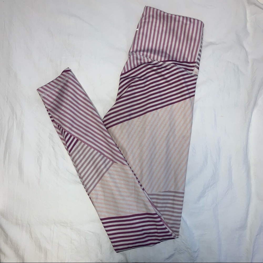 EUC Old Navy Active Striped Leggings